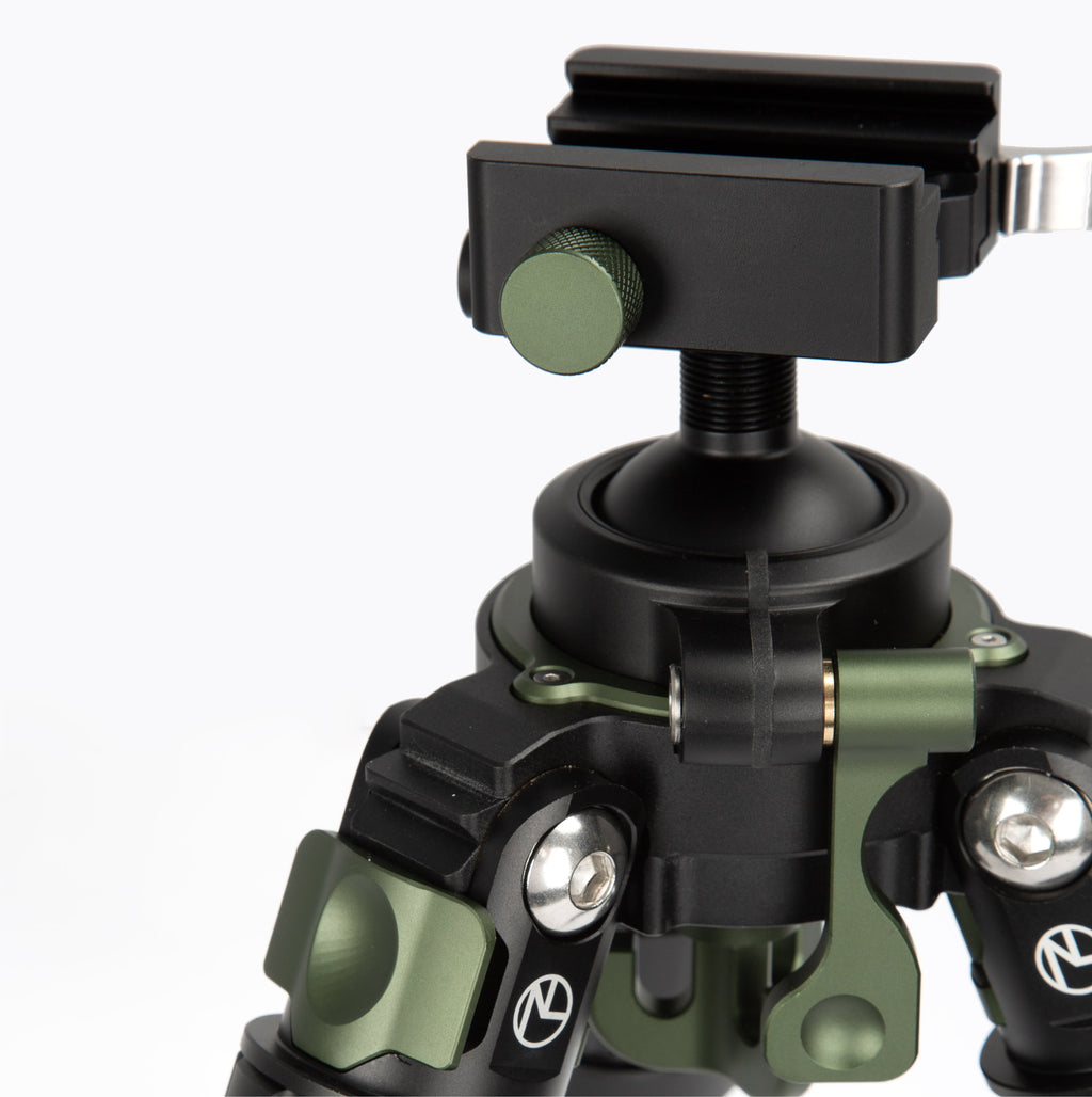 Nieload Nieload™ RED MIST SA TRIPOD - Cameras & Optics > Camera & Optic Accessories > Tripods & Monopods Tripod
